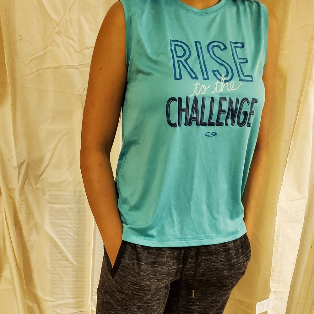 Sports top - Picture 2 of 2